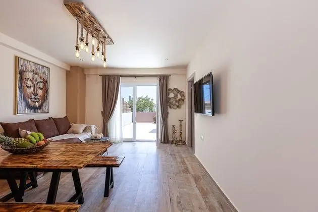 Semiso Beach Suites - Apartment 1