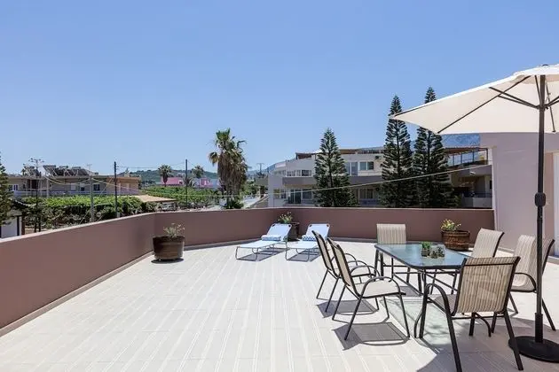 Semiso Beach Suites - Apartment 1