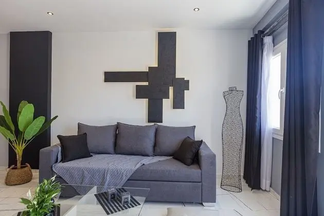 Semiso Beach Suites - Apartment 3