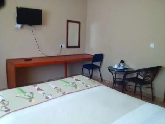 Standard Tek Büyük Yataklı Oda