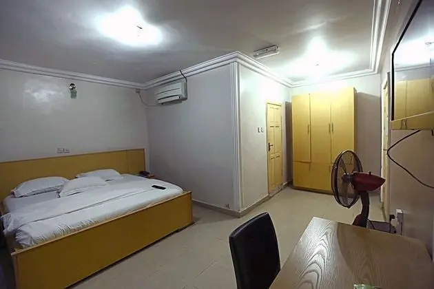 Deluxe Oda, 1 En Büyük (King) Boy Yatak, Şehir Manzaralı
