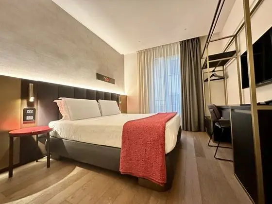 Triple Deluxe Room
