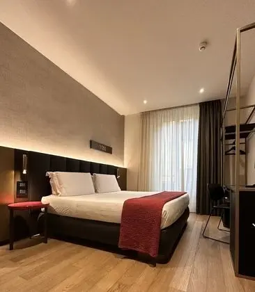 Triple Deluxe Room