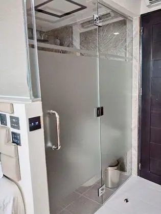 Premier Tek Büyük veya İki Ayrı Yataklı Oda, Deniz Manzaralı
