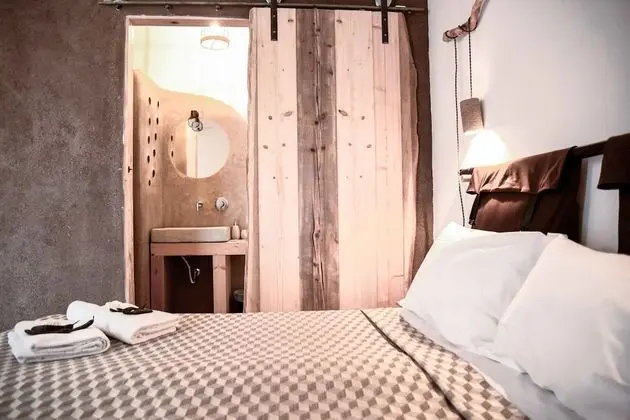 Tek Büyük Yataklı Oda