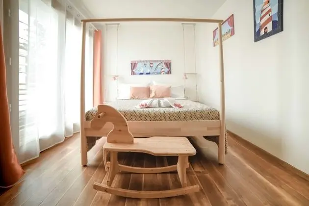 Tek Büyük Yataklı Oda, Balkon