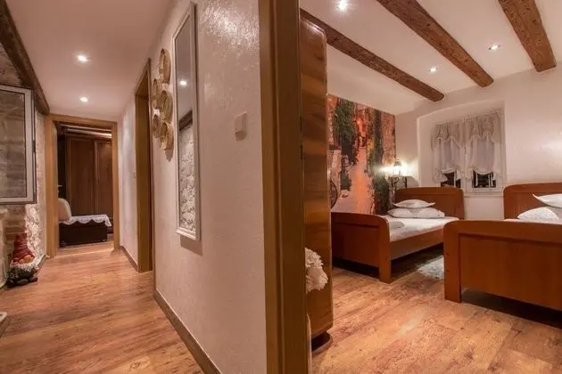 Apart Daire (Sen - 130 m from sea - A1(8))
