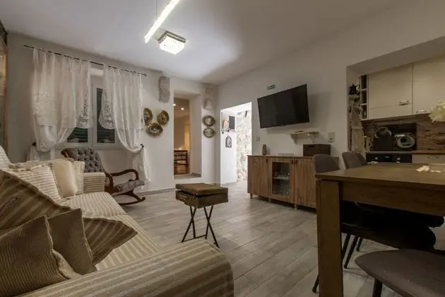 Apart Daire (Sen - 130 m from sea - A1(8))
