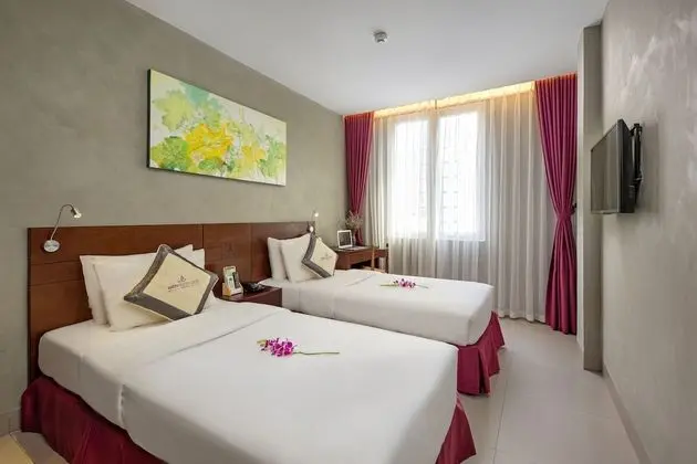 Deluxe Tek Büyük veya İki Ayrı Yataklı Oda, Özel Banyo, Şehir Manzaralı