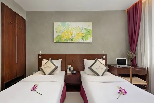 Deluxe Tek Büyük veya İki Ayrı Yataklı Oda, Özel Banyo, Şehir Manzaralı