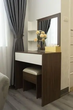 Luxury Oda