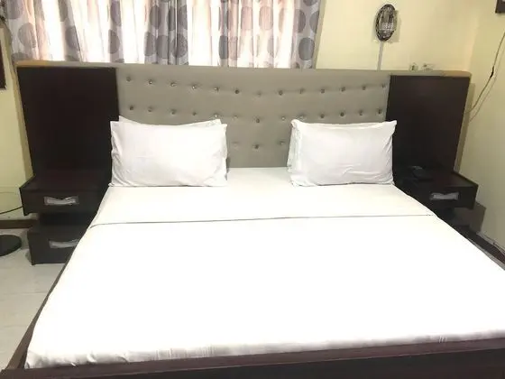 Deluxe Tek Büyük Yataklı Oda, 1 Çift Kişilik Yatak, Sigara İçilmez