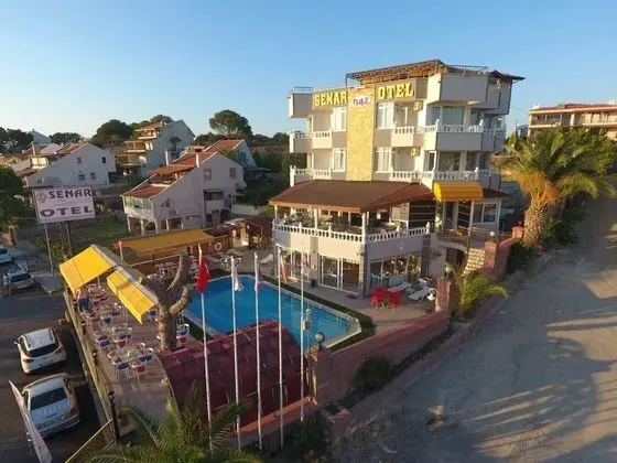 Deniz Manzaralı Balkonlu Oda