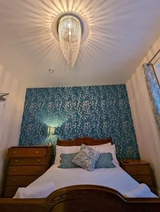 Deluxe Tek Büyük Yataklı Oda, Banyolu/Duşlu