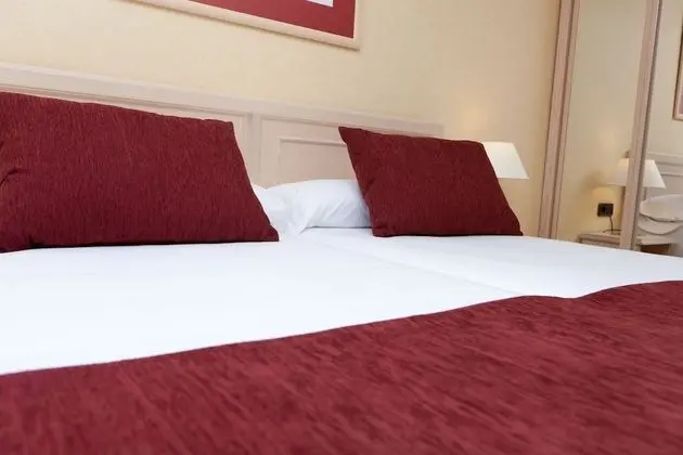 Standard Üç Kişilik Oda