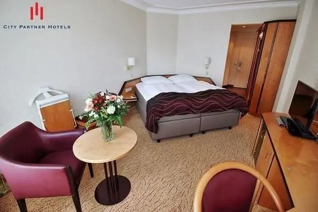 Tek Büyük Yataklı Oda (waterbed)