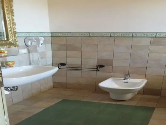 Standard Üç Kişilik Oda