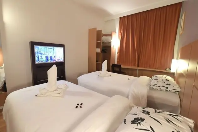 İki Ayrı Yataklı Oda