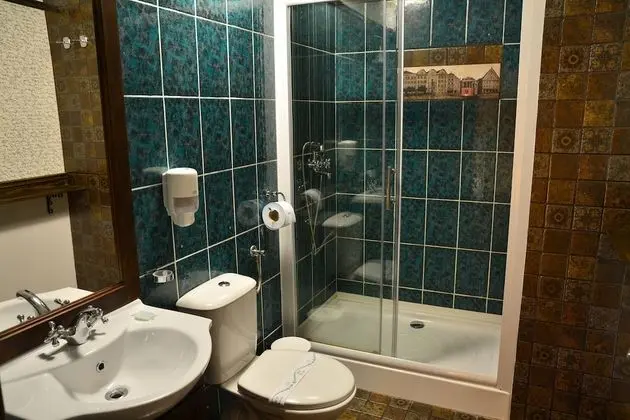 Tek Büyük veya İki Ayrı Yataklı Oda