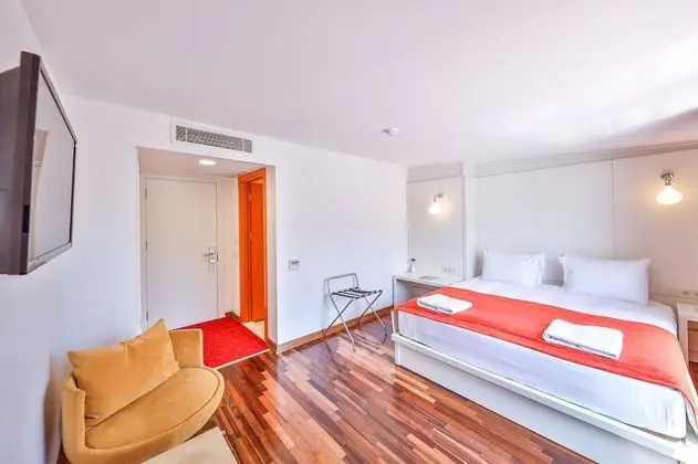 Deluxe Tek Büyük Yataklı Oda, Balkon