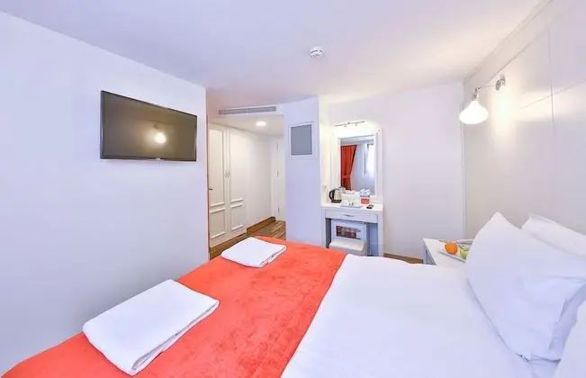 Double Room, 1 Double Bed