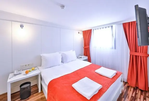 Double Room, 1 Double Bed