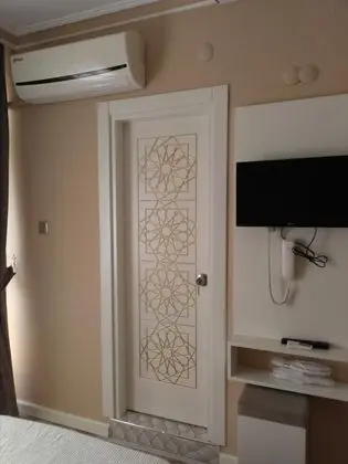Standart Oda, Kara Manzaralı