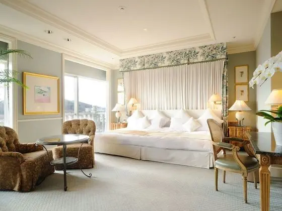 Royal Süit, Sigara İçilmez, Bahçe Manzaralı