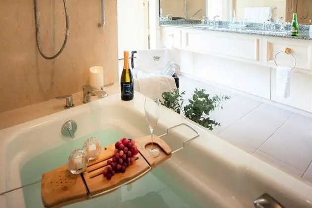 Süit, Sigara İçilmez, Bahçe Manzaralı (Family corner)