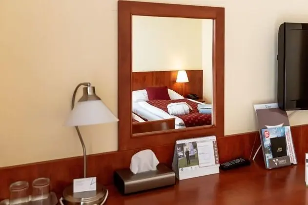 Basic Tek Büyük veya İki Ayrı Yataklı Oda, Balkon