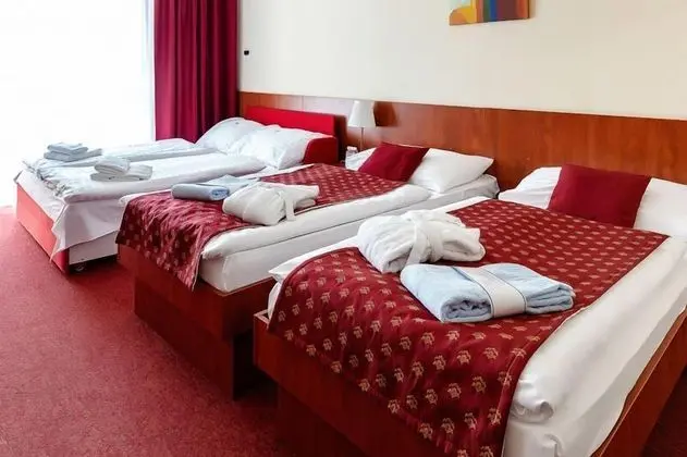 Comfort Tek Büyük Yataklı Oda