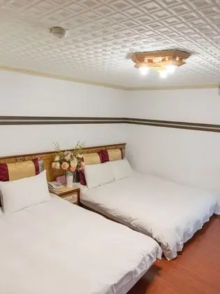 Üç Kişilik Oda