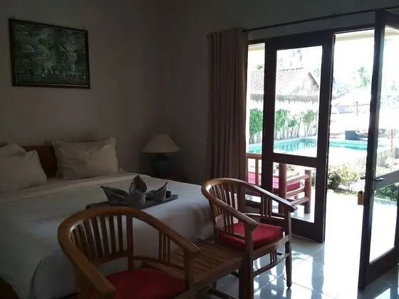 Deluxe Oda, Havuz Manzaralı