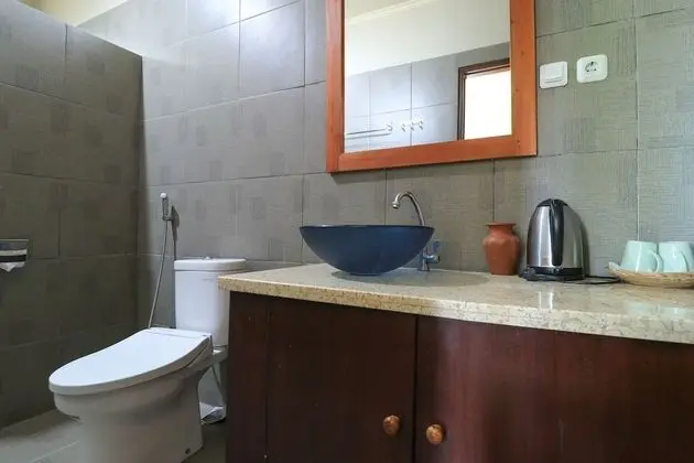 Deluxe Oda, Havuz Manzaralı