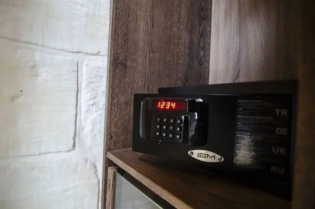 Grand Tek Büyük veya İki Ayrı Yataklı Oda
