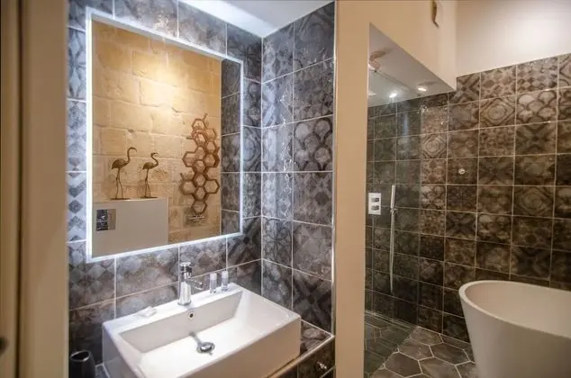 Romantic Tek Büyük veya İki Ayrı Yataklı Oda