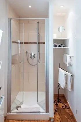 Apart Daire, Özel Banyo, Nehir Manzaralı (Rebenhof)