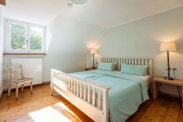 Ev, Özel Banyo, Nehir Manzaralı (Altes Winzerhaus)