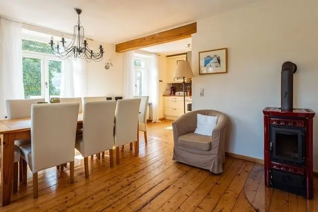 Ev, Özel Banyo, Nehir Manzaralı (Altes Winzerhaus)