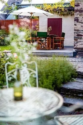 Ev, Özel Banyo, Nehir Manzaralı (Altes Winzerhaus)