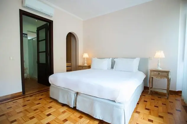 Comfort Tek Büyük veya İki Ayrı Yataklı Oda, Balkon