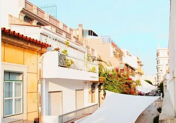 Comfort Tek Büyük veya İki Ayrı Yataklı Oda, Balkon