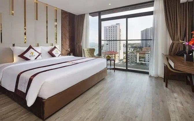 Deluxe Tek Büyük veya İki Ayrı Yataklı Oda, Balkon, Deniz Manzaralı (Senior)