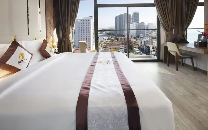 Deluxe Tek Büyük veya İki Ayrı Yataklı Oda, Balkon, Deniz Manzaralı (Senior)