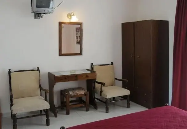 Tek Büyük veya İki Ayrı Yataklı Oda