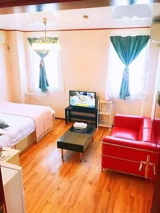 Deluxe Tek Büyük Yataklı Oda (202)