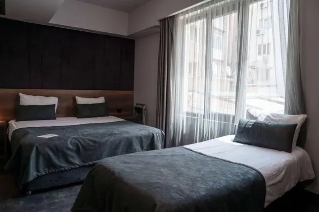 Superior Üç Kişilik Oda, Şehir Manzaralı