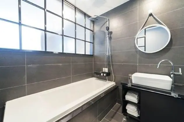 Premium Tek Büyük Yataklı Oda