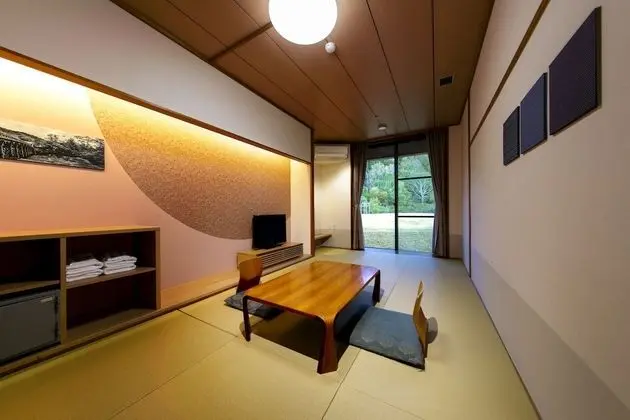 Traditional Oda (Japanese Style)