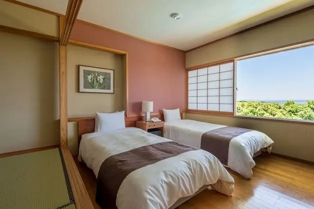 Oda, Sigara İçilmez, Ortak Banyo (Japanese-Western Style)